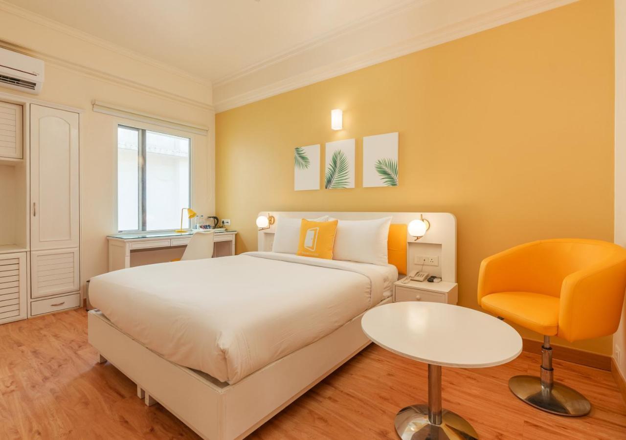 Bloom Boutique - Connaught Place Area Нью-Дели Экстерьер фото