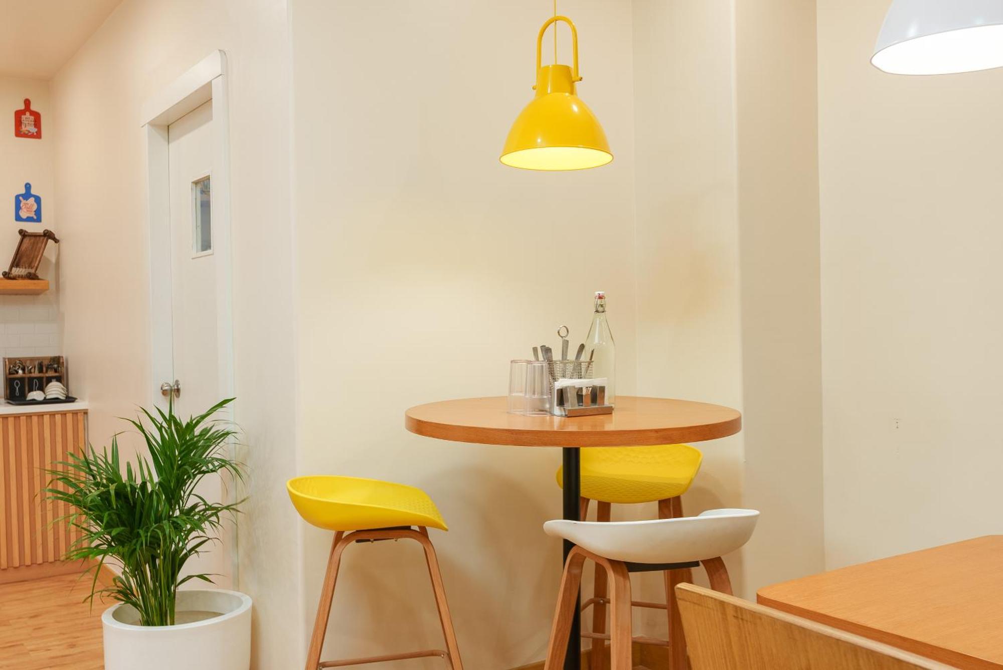 Bloom Boutique - Connaught Place Area Нью-Дели Экстерьер фото